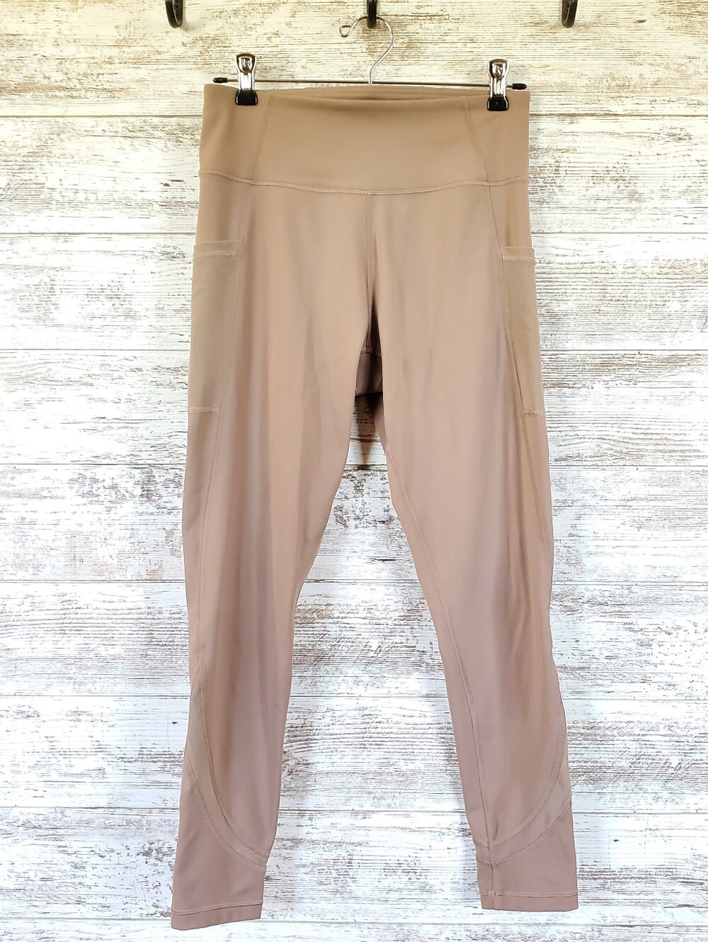 Tek Gear UltraStretch High Waisted Side Pocket Leggings Tan Taupe Mesh - Picture 2 of 11
